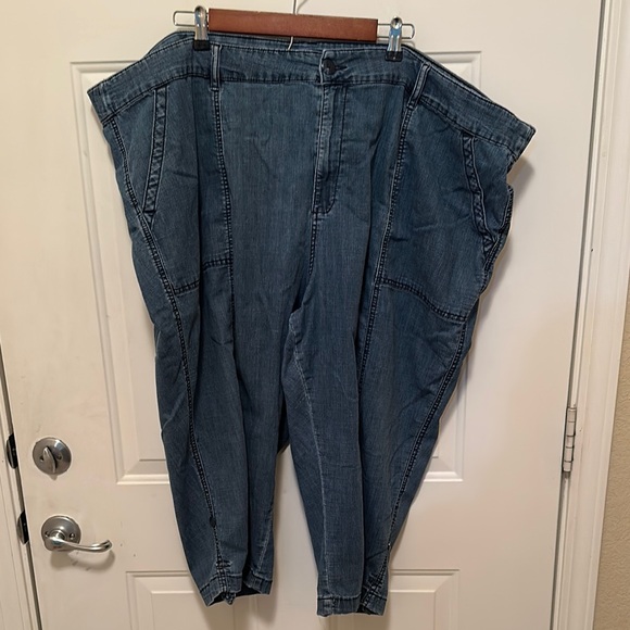 Lane Bryant Denim - Lane Bryant Blue Ankle & Cropped Jeans